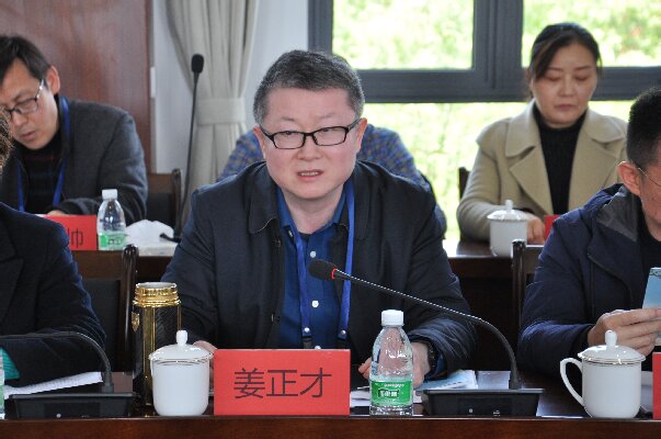 F:3年秀秀图片DSC_1084_proc.jpg